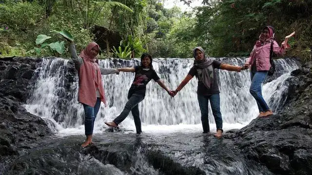 CURUG CIANGIN Subang: Tiket Masuk, Lokasi & Foto 2 CURUG CIANGIN Subang: Tiket Masuk, Lokasi & Foto